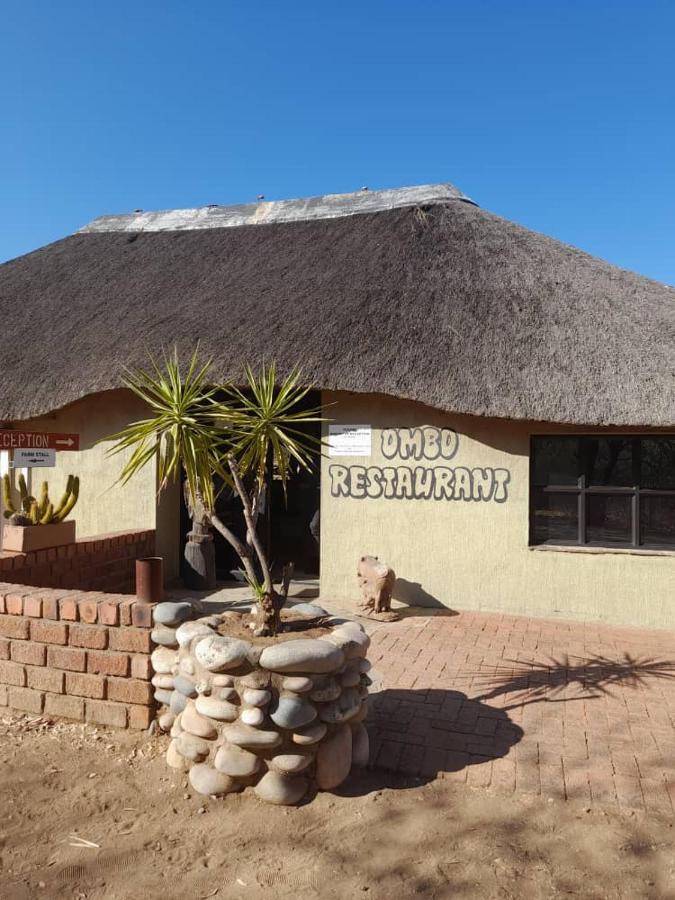 Ombo Rest Camp Hotel Okahandja Exterior foto