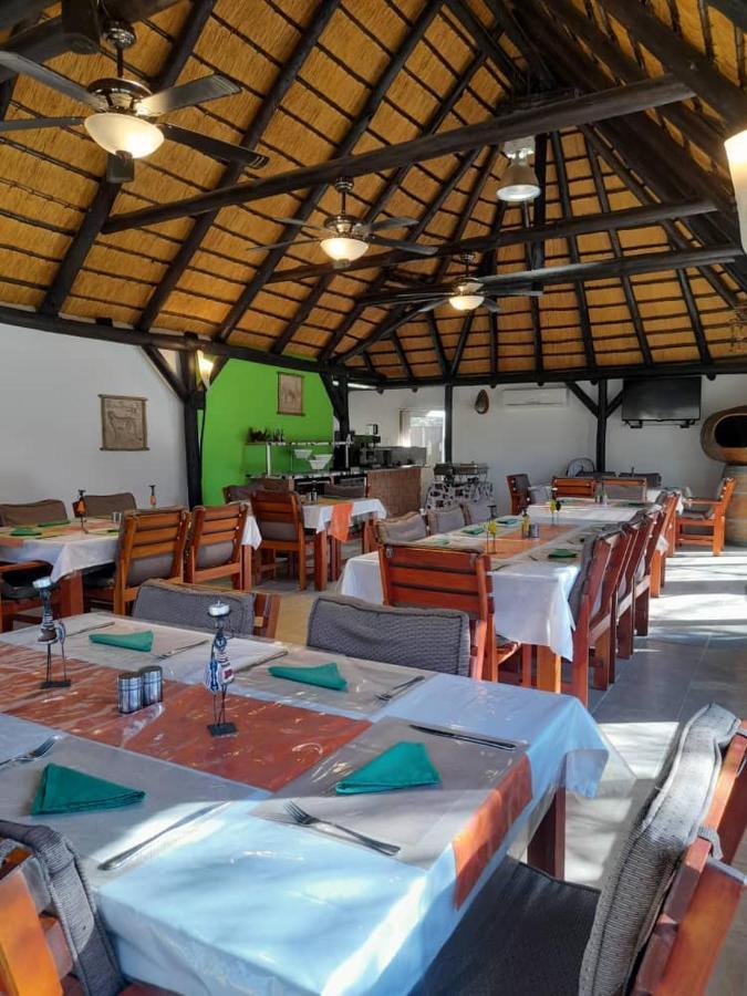 Ombo Rest Camp Hotel Okahandja Exterior foto