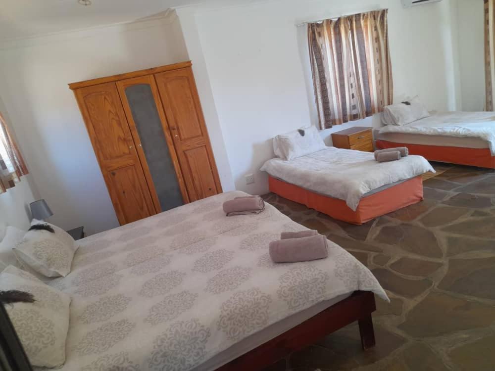 Ombo Rest Camp Hotel Okahandja Exterior foto