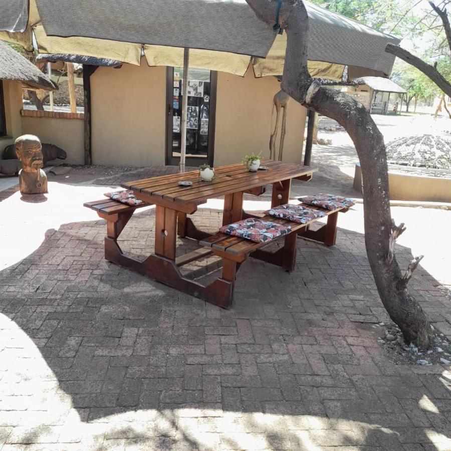 Ombo Rest Camp Hotel Okahandja Exterior foto