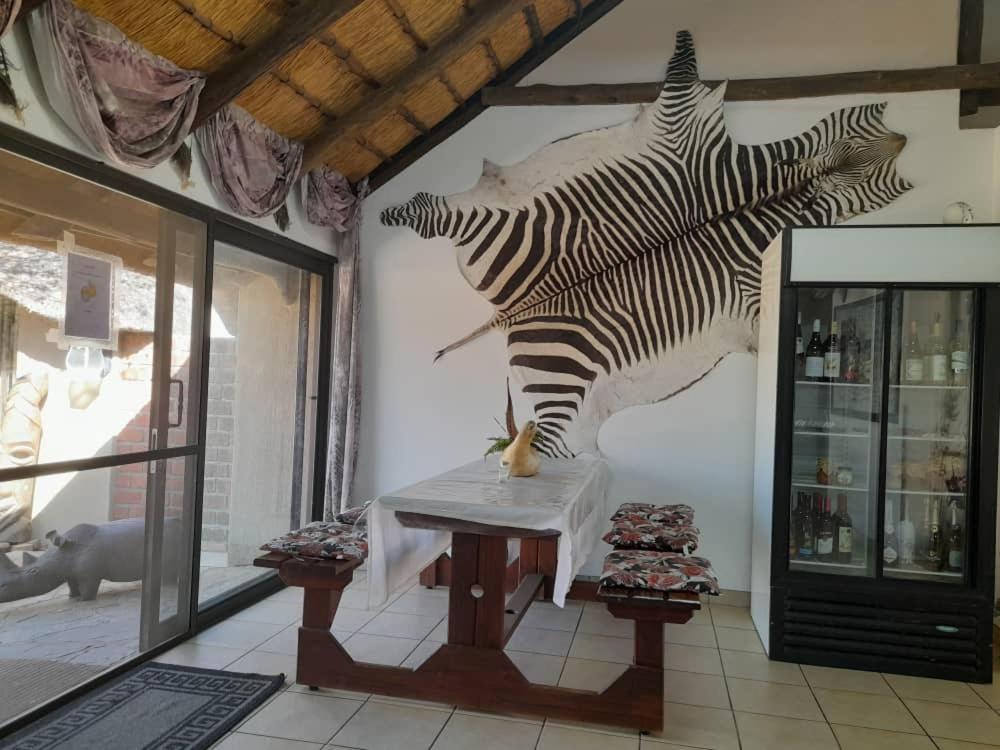 Ombo Rest Camp Hotel Okahandja Exterior foto