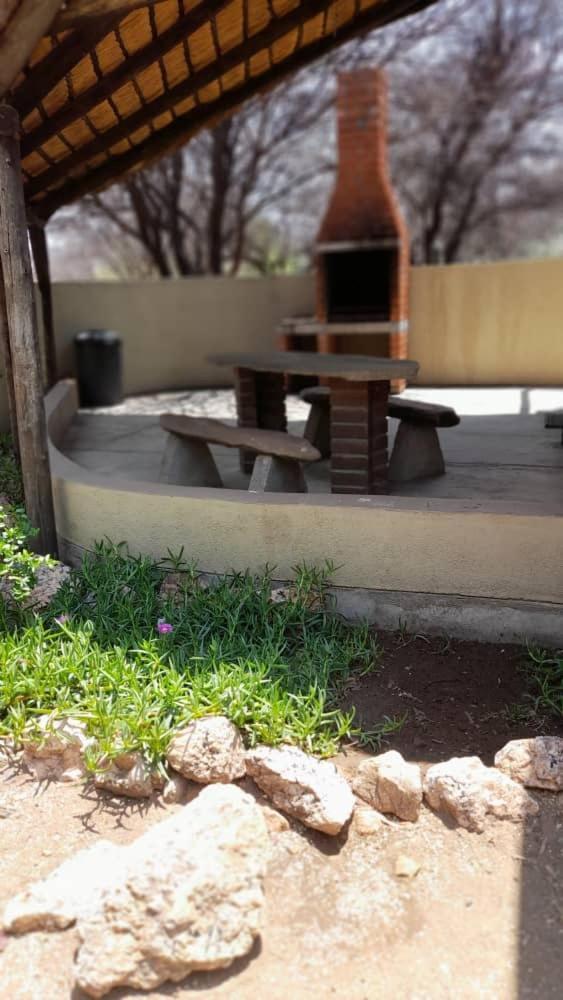 Ombo Rest Camp Hotel Okahandja Cameră foto