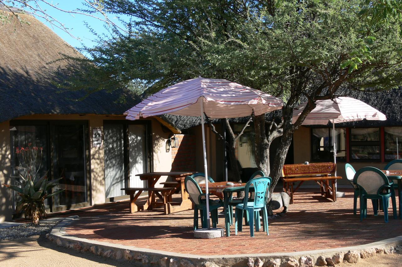 Ombo Rest Camp Hotel Okahandja Exterior foto