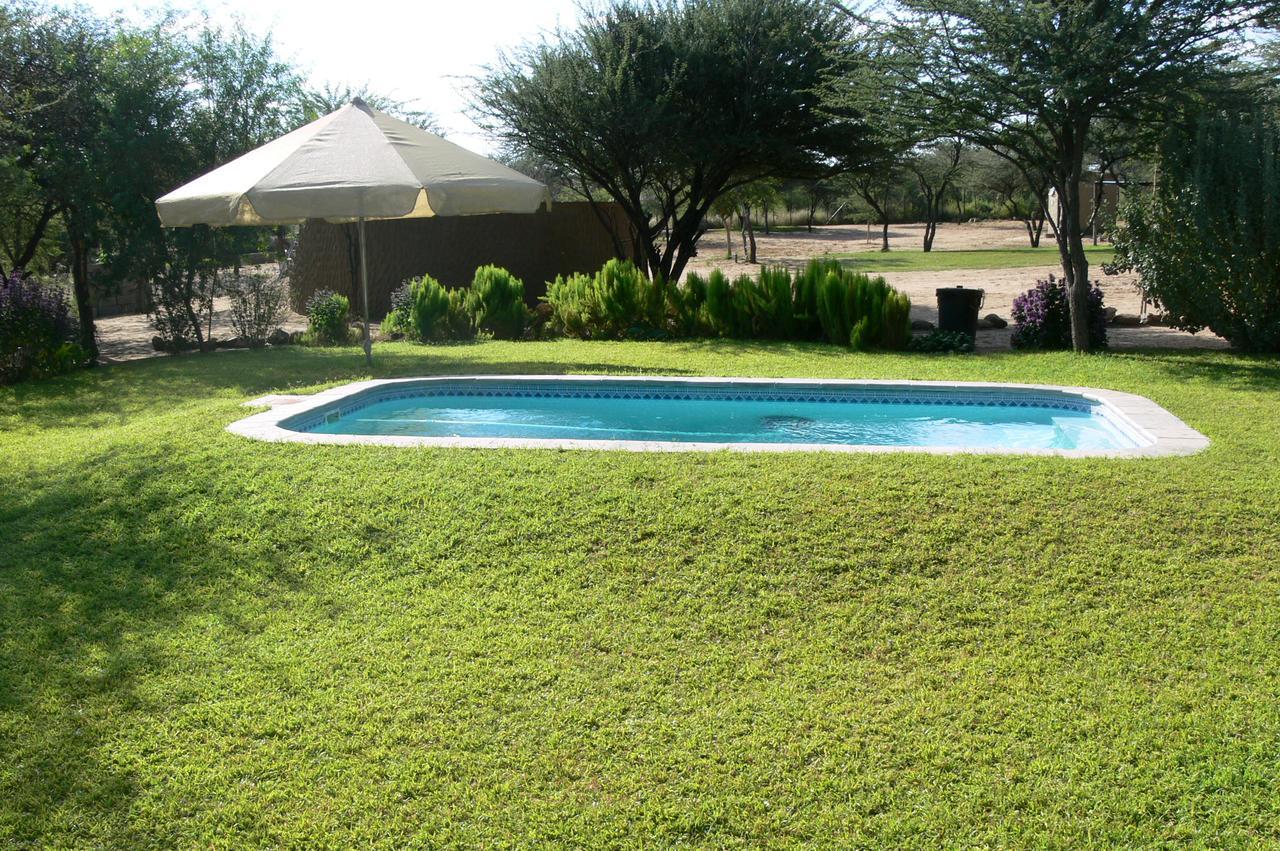 Ombo Rest Camp Hotel Okahandja Exterior foto